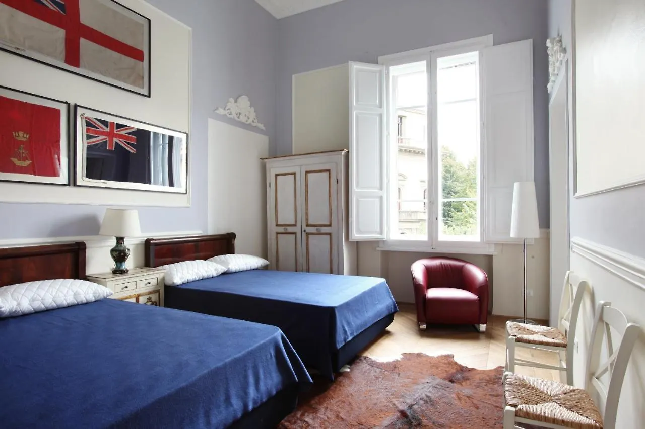 Stars And Stripes Apartment Florence Italy